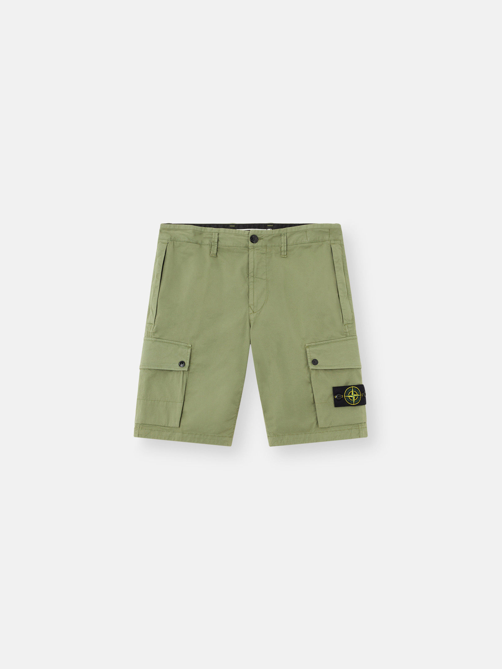 

Узкие шорты-бермуды с карманами на молнии Stone Island L100011 SUPIMA COTTON TWILL STRETCH-TC, Sage Green