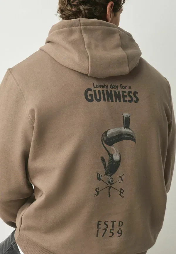 Толстовка Regular fit Guiness License Graphic Hoodie, темный нейтральный — фото 3