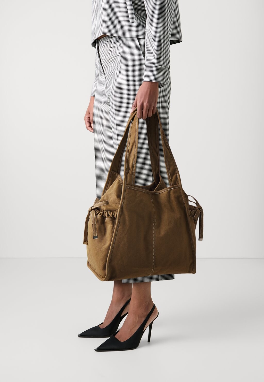 

Сумка-тоут LAUREL BAG Becksöndergaard, хаки