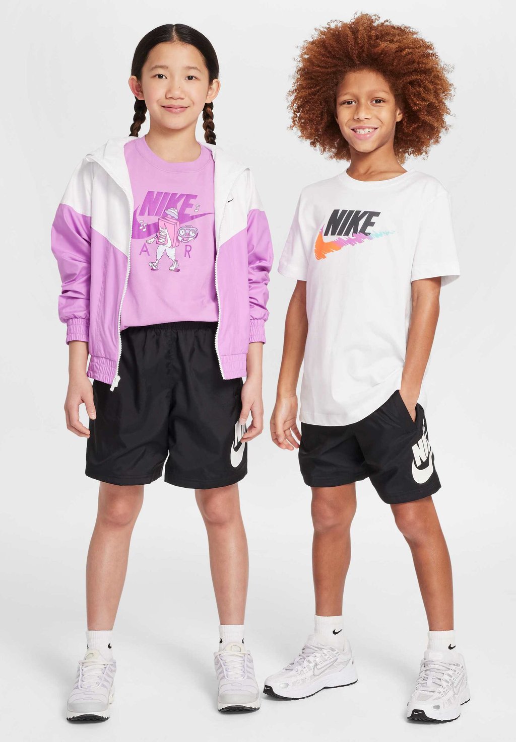 

Шорты CLUB Nike Sportswear, черный