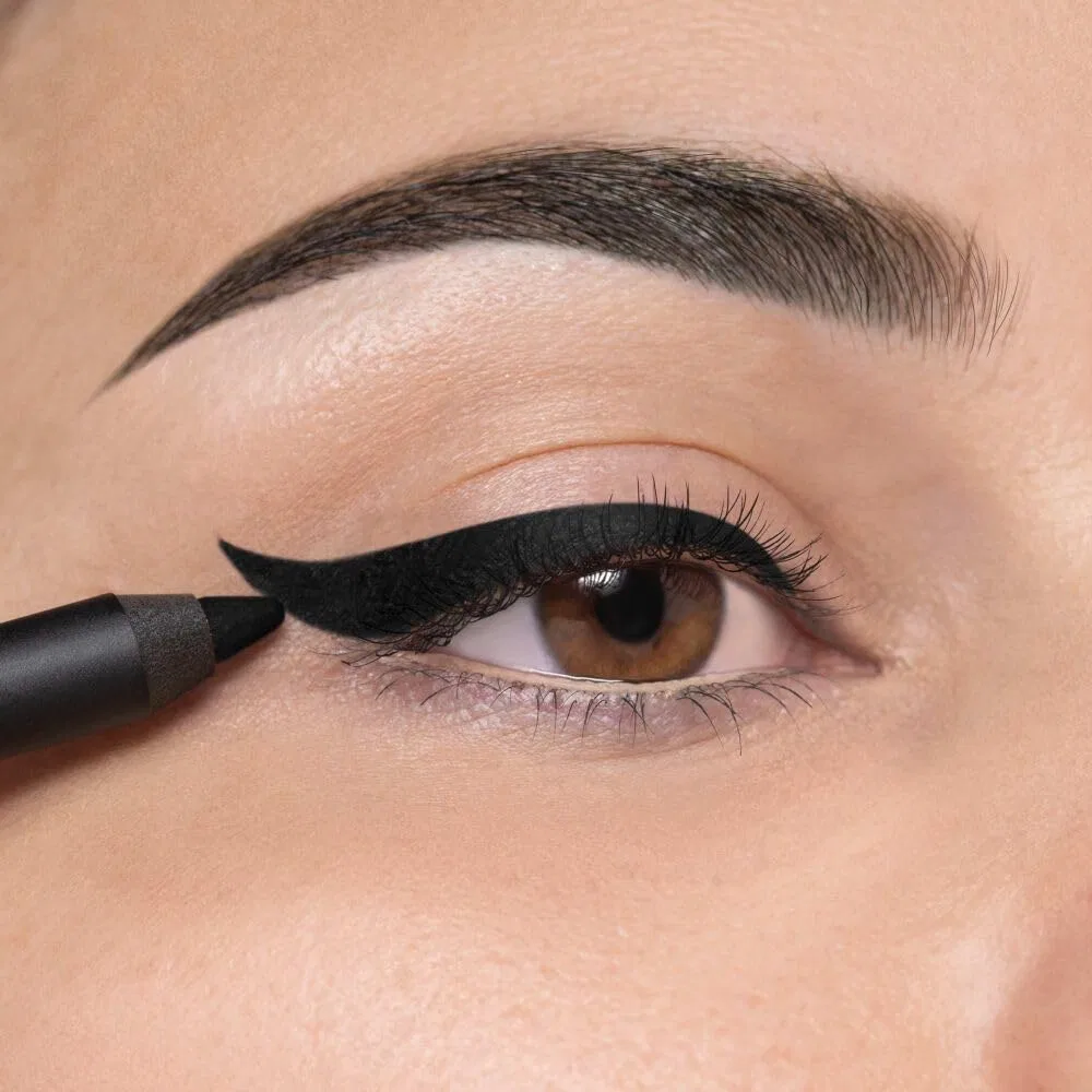 Водостойкий мягкий карандаш для глаз «Soft Eye Liner Waterproof» от ARTDECO Artdeco, 10 - Black — фото 4