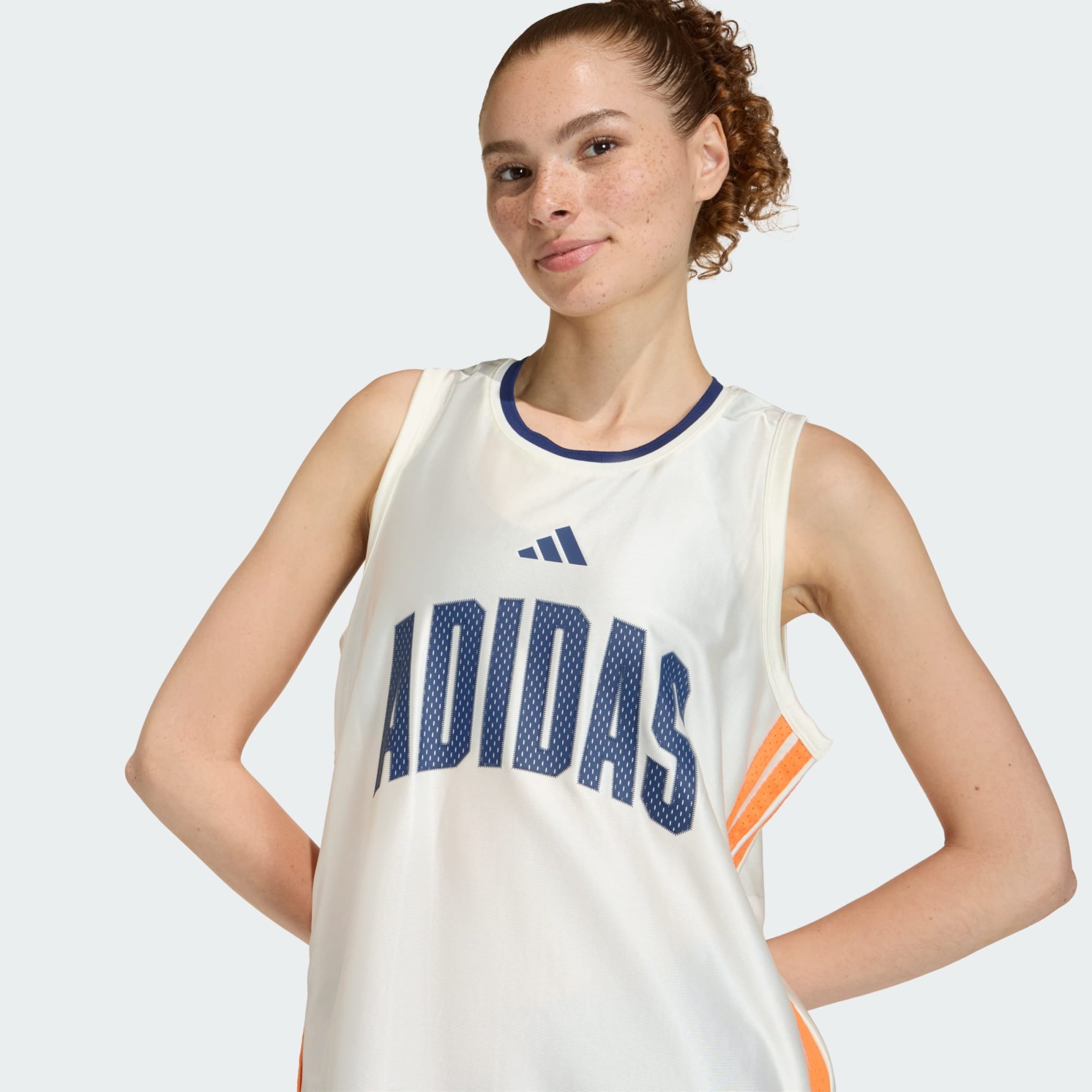 Adidas Sportswear Спортивный топ 'Stadium' в цвете Off White — фото 4
