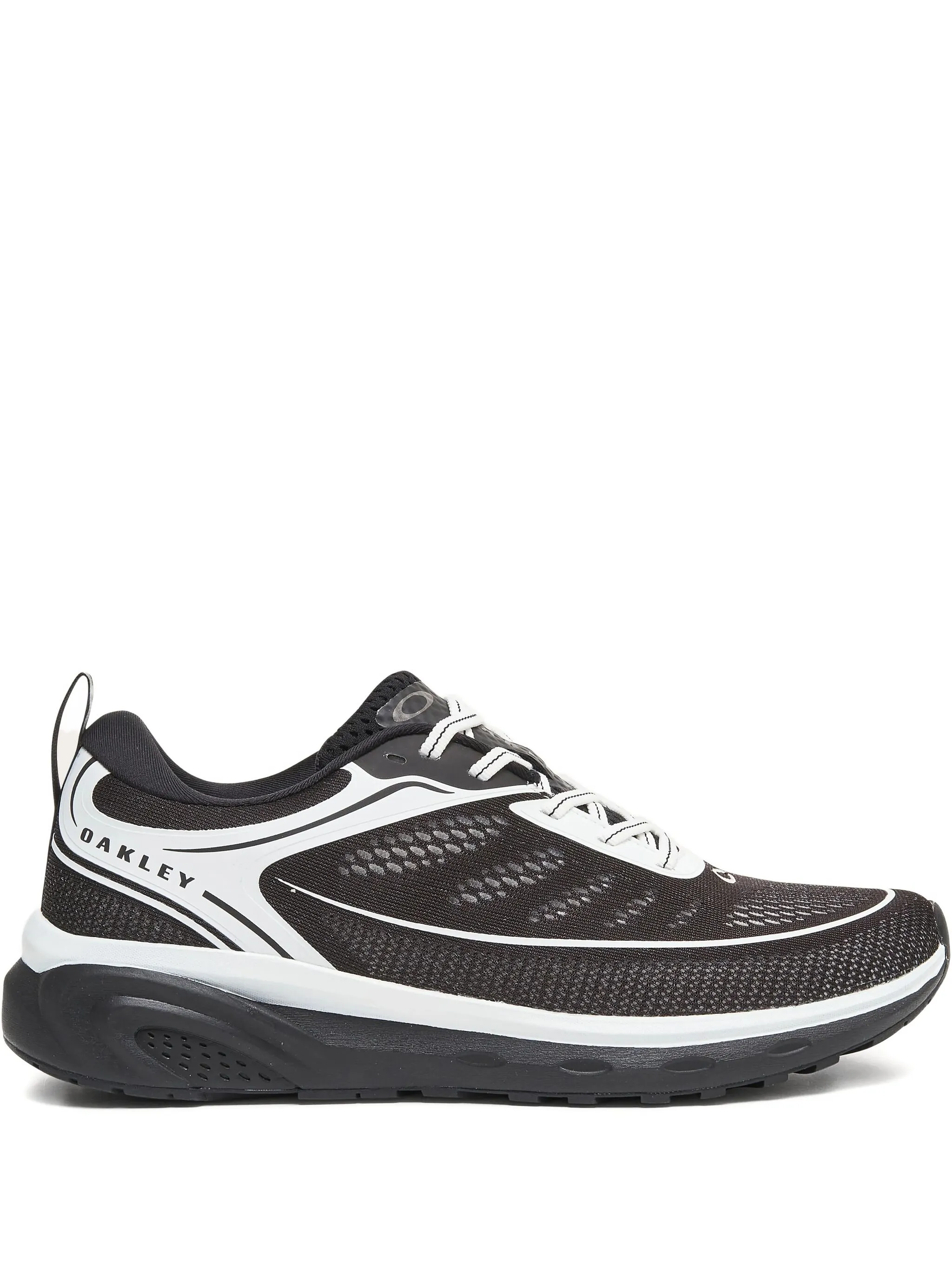 

Кроссовки Spur OS Black/White Oakley, черный