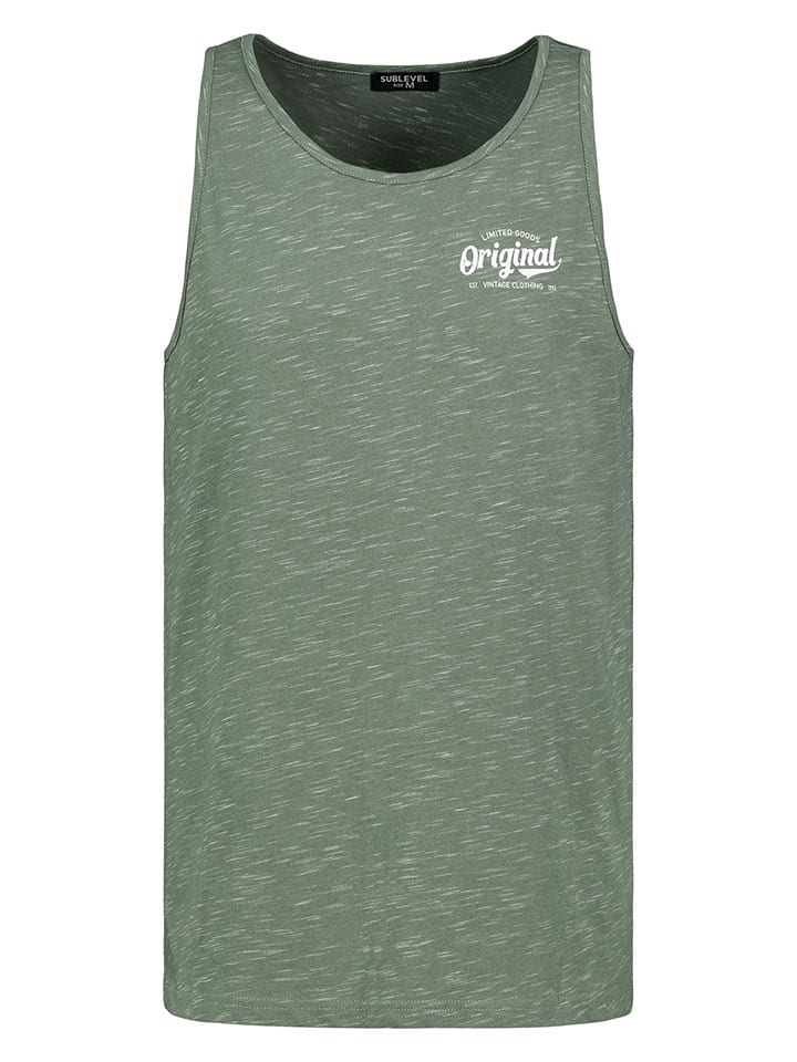 

Футболка Authentic Style, зеленый