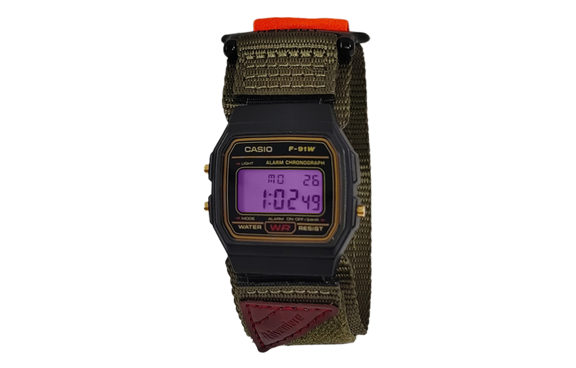 

CASIO Мужские часы Retrofit Series с кварцевым механизмом и нейлоновым ремешком, черный циферблат