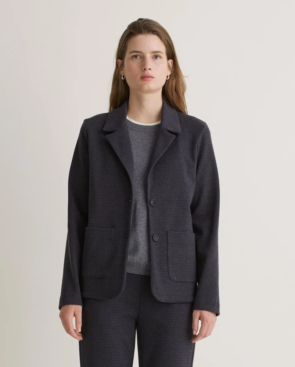 

Женский блейзер с застежкой на пуговицы и боковыми карманами Yerse, темно-синий