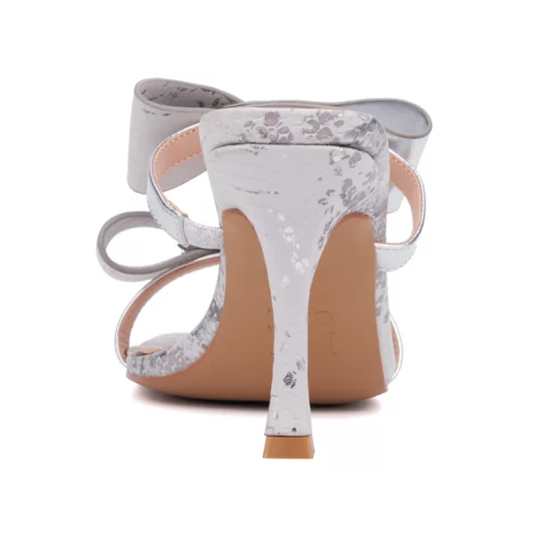 Женские туфли Dalila с расклешенным каблуком New York & Company, цвет silver combo — фото 3