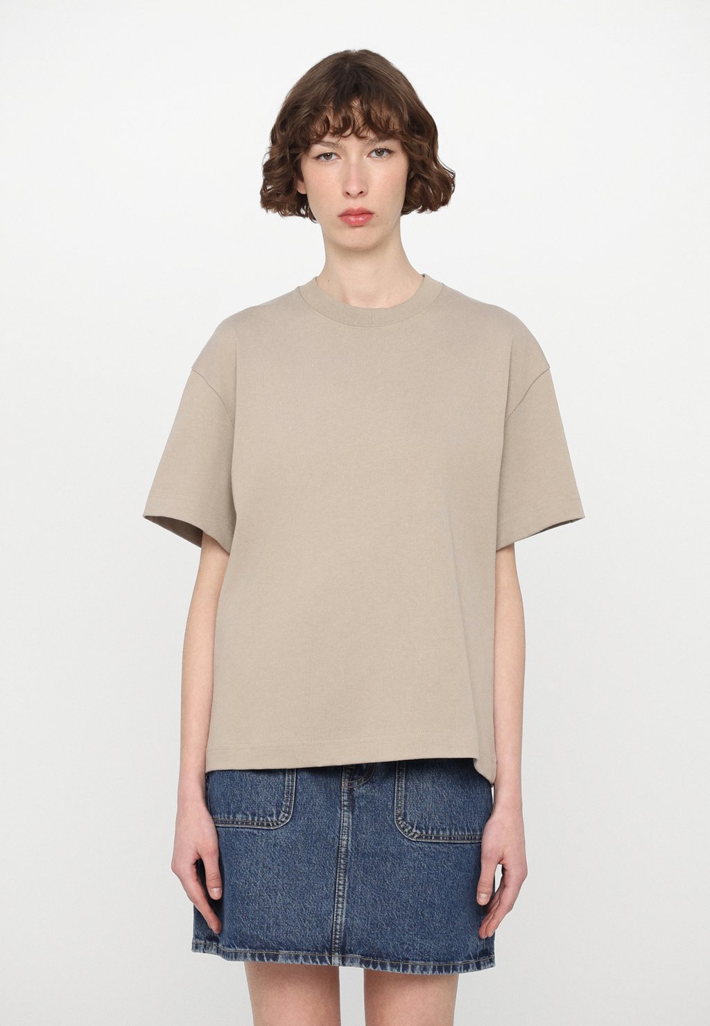 

Базовая футболка OVERSIZED TEE Filippa K, серый