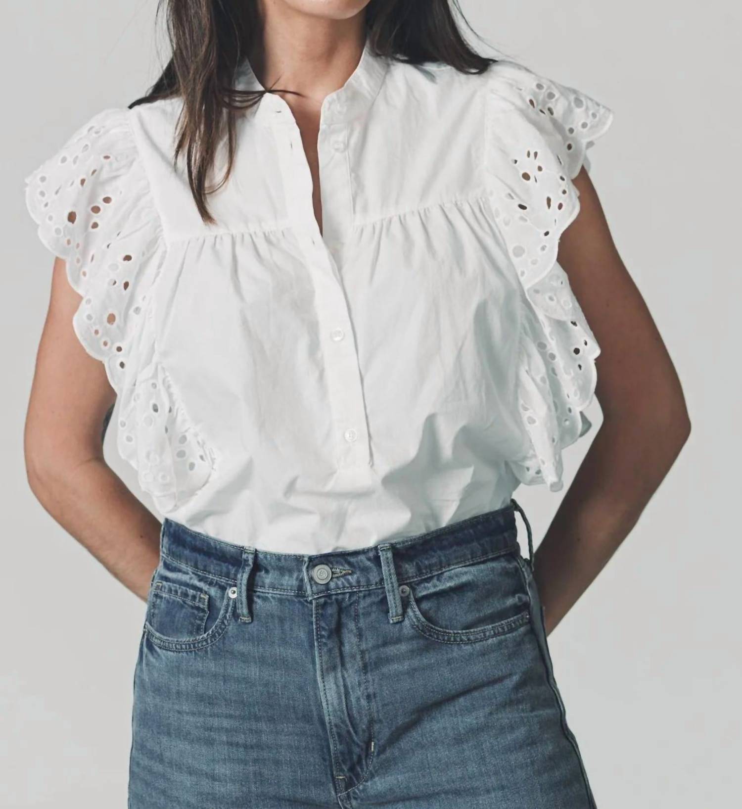 

Белая блузка Scarlett без рукавов THE SHIRT