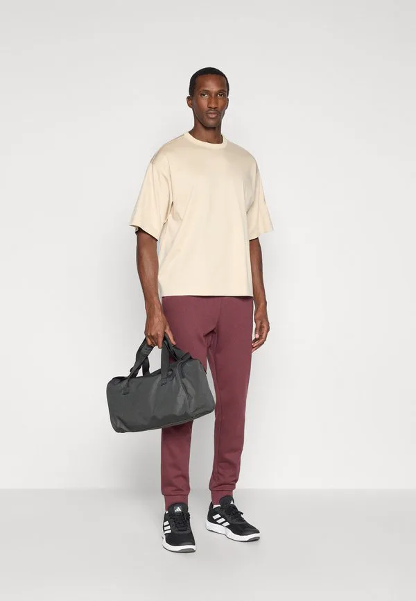 Простая футболка Adidas Sportswear, Crystal Linen — фото 2