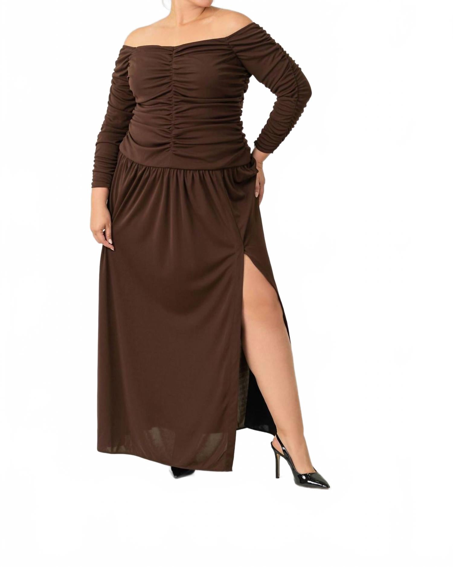 

Марла платье макси с открытыми плечами плюс размера в цвете мокко Tanya Taylor, мокко