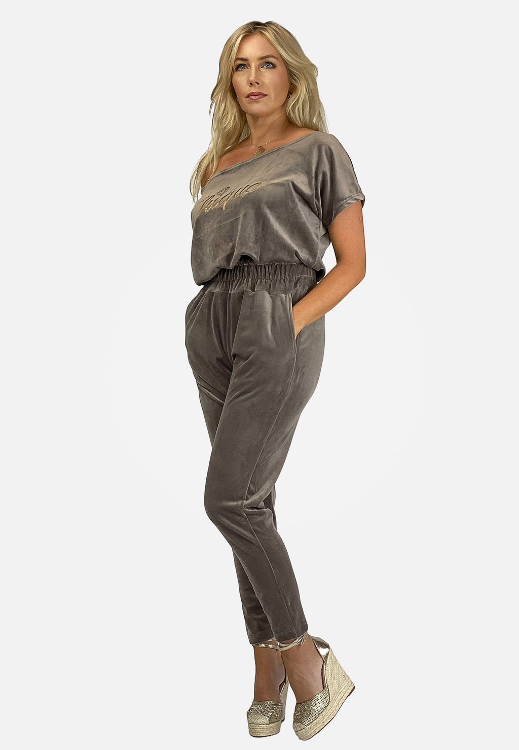 

Комбинезон REGINA FASHION, бежевый