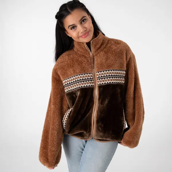 

Женская куртка UGG Marlene Sherpa Heritage Braid, цвет Chestnut