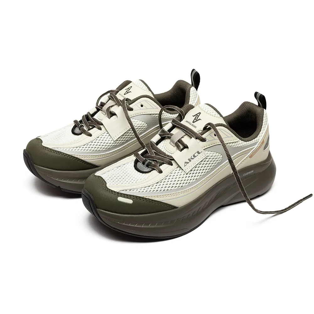 Мужские функциональные кроссовки High Miles цвета Olive Cream от Akiii Classic — фото 2