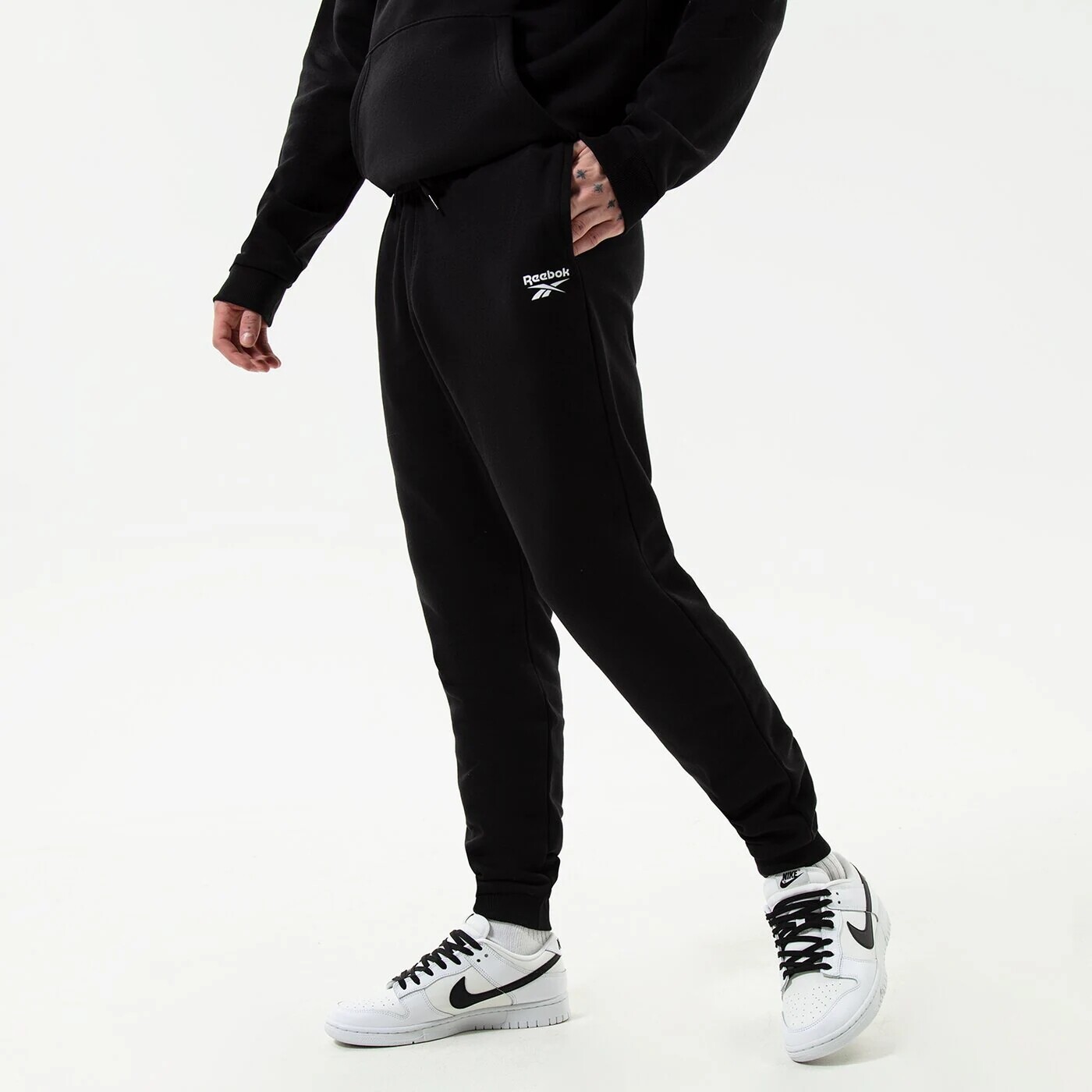 

Брюки спортивные Reebok с логотипом, черный