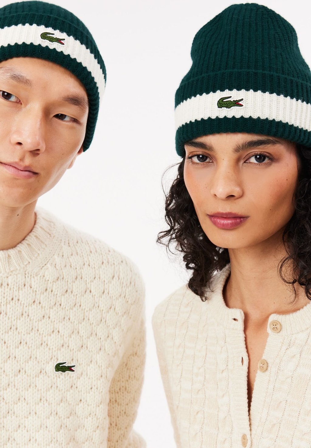 

Шапка Lacoste, белый