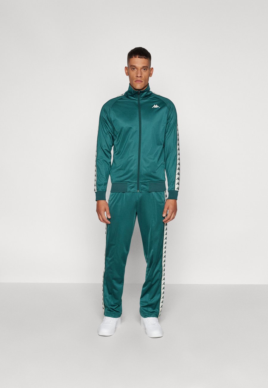 

Спортивный костюм Kappa Tracksuit, Green Dark/White Milk/Dark Green