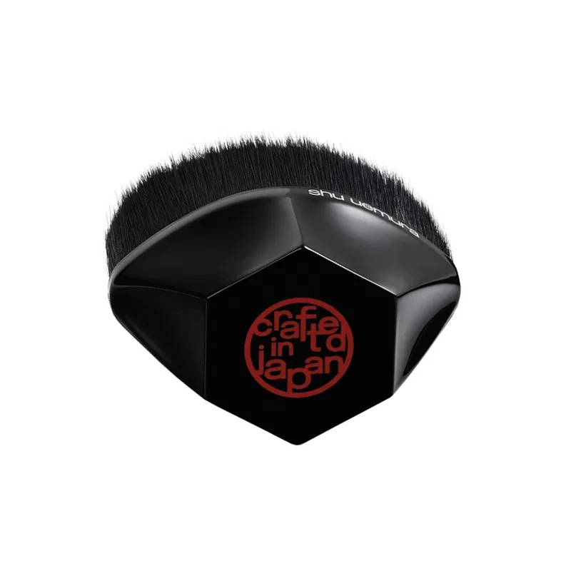 Кисть для тонального крема волшебная бесшовная Size 55 Shu Uemura Limited Edition — фото 3