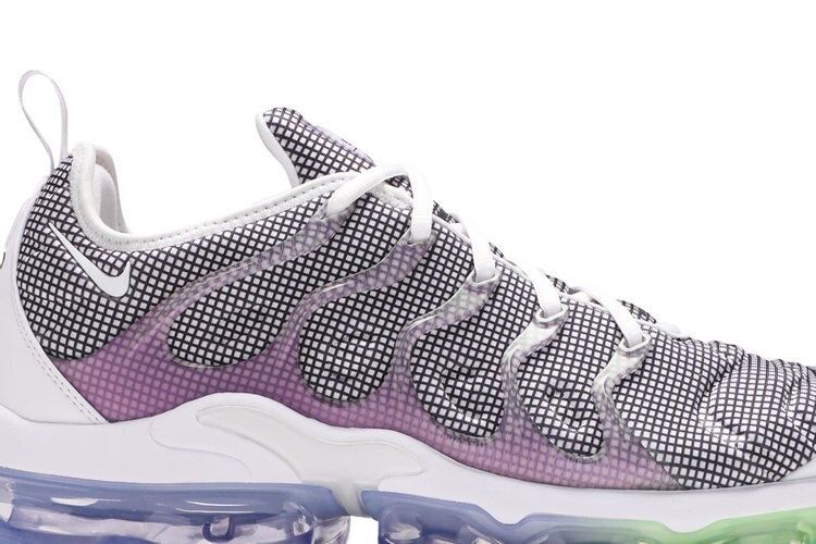 Кроссовки Nike Air Max VaporMax Plus 'Grid Print', черный — фото 2
