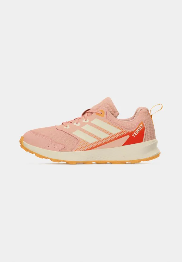 Походные ботинки tracefinder унисекс Adidas Terrex, Blush Pink/Off White/Ice Tangerine — фото 2