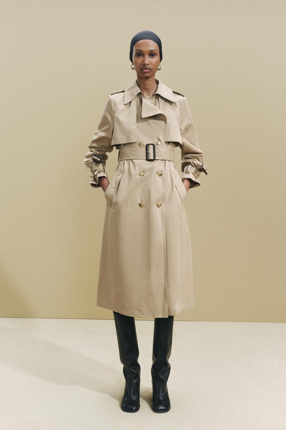

Водоотталкивающий тренч с поясом ZARA, кэмел