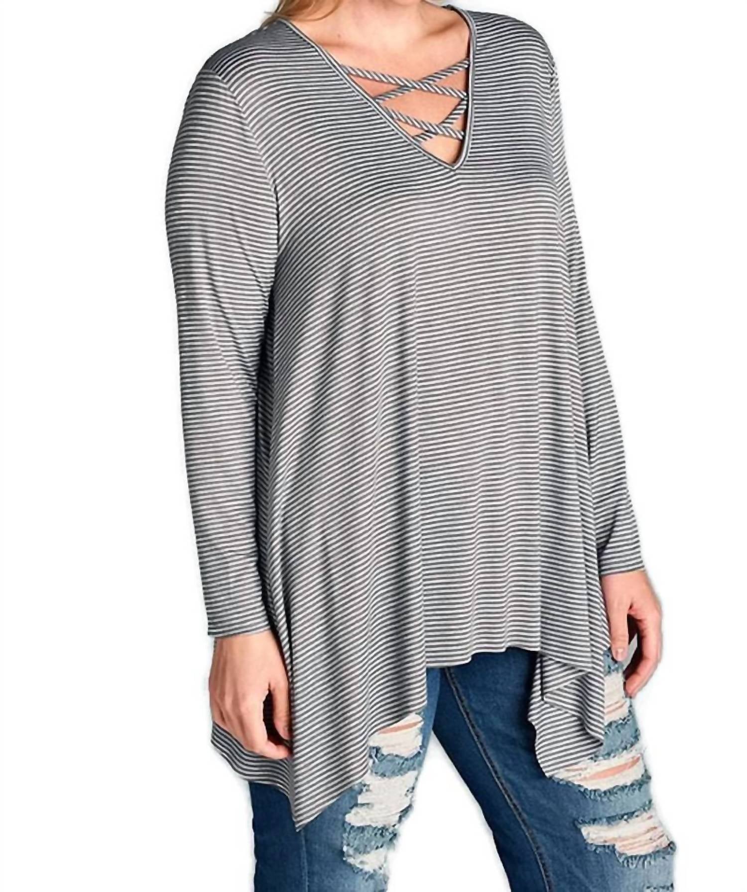 

Туника Swing в тонкую полоску - Plus In Grey Oddi