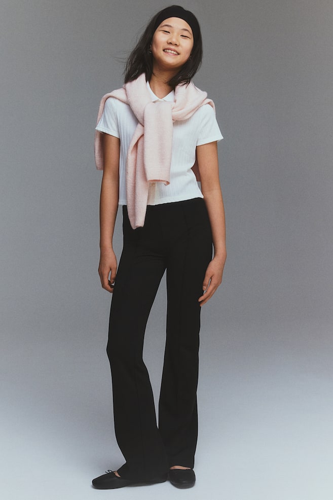 

Расклешенные брюки из джерси H&M, черный