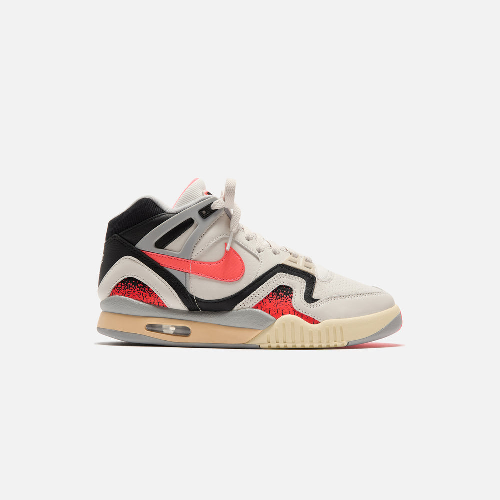 

Кроссовки Nike Air Tech Challenge 2, цвет Phantom/Hot Lava/Black/Silver/Pale Ivory