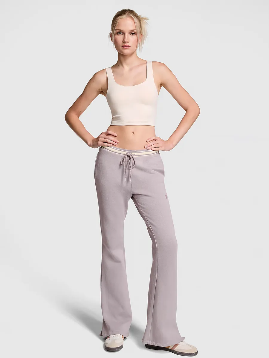 

Расклешенные спортивные штаны из флиса Ivy с разрезом по краю Pink, фиолетовый