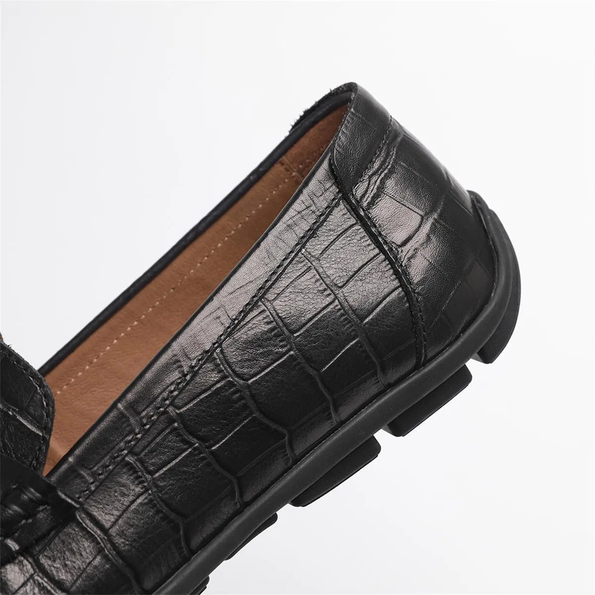 Лоферы кожаные Driving Shoes с кисточками Black FIAVOM — фото 4