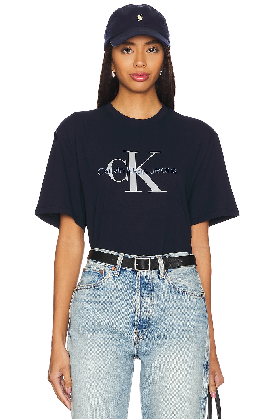 

Футболка с коротким рукавом и монологом героя Calvin Klein, цвет dark sapphire