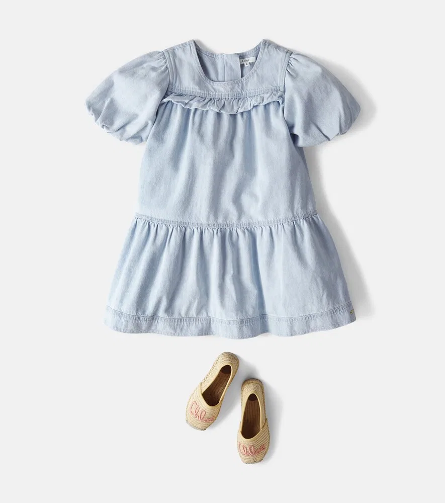 Джинсовое платье с оборками Chloé Kids, синий — фото 2