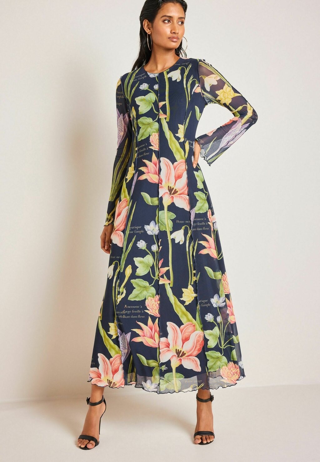 

Платье макси THE FITZWILLIAM MUSEUM NICOLAS ROBERT REGULAR FIT Next, цвет navy blue floral