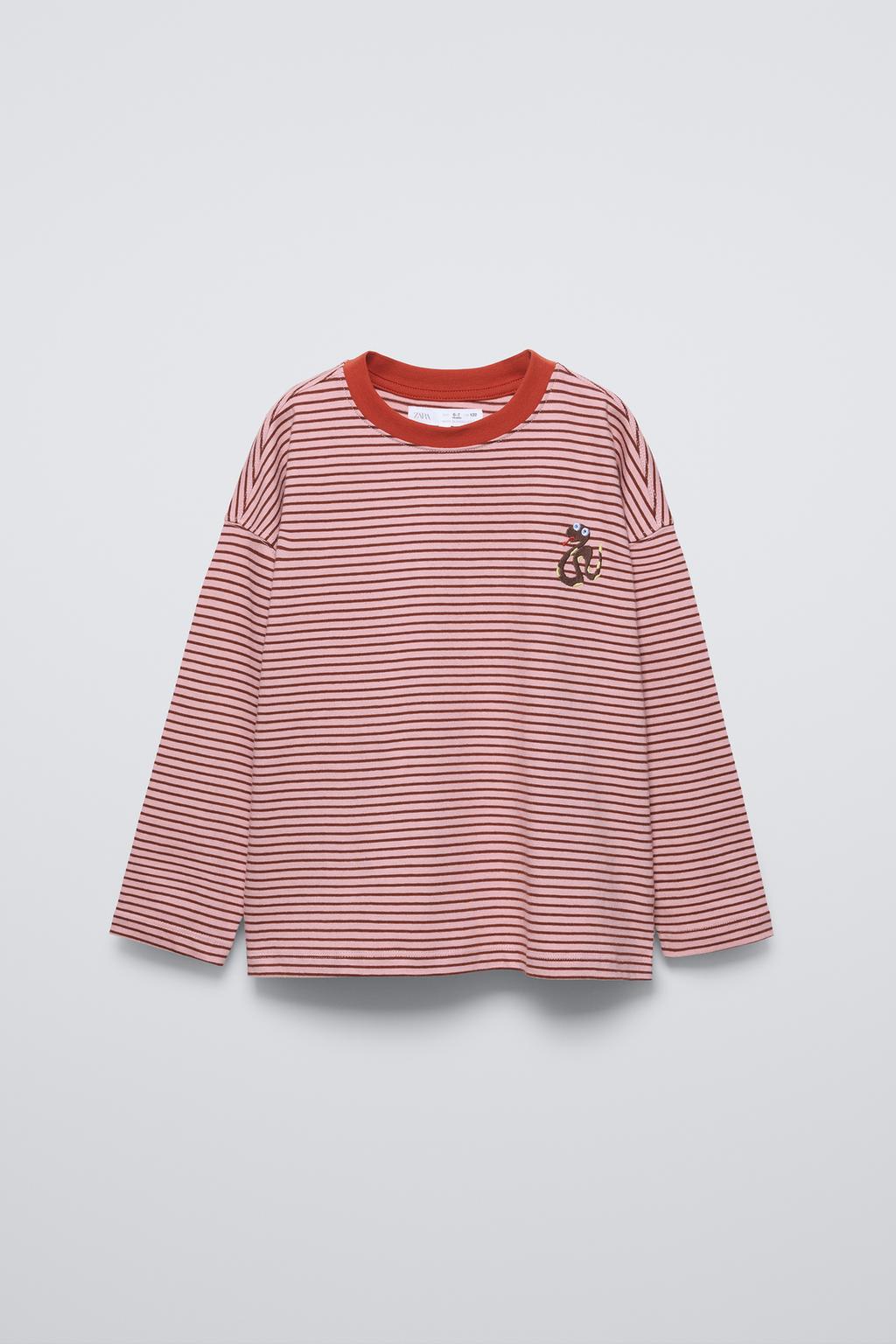 

Футболка с вышитым принтом змеиной кожи в полоску ZARA, розовый