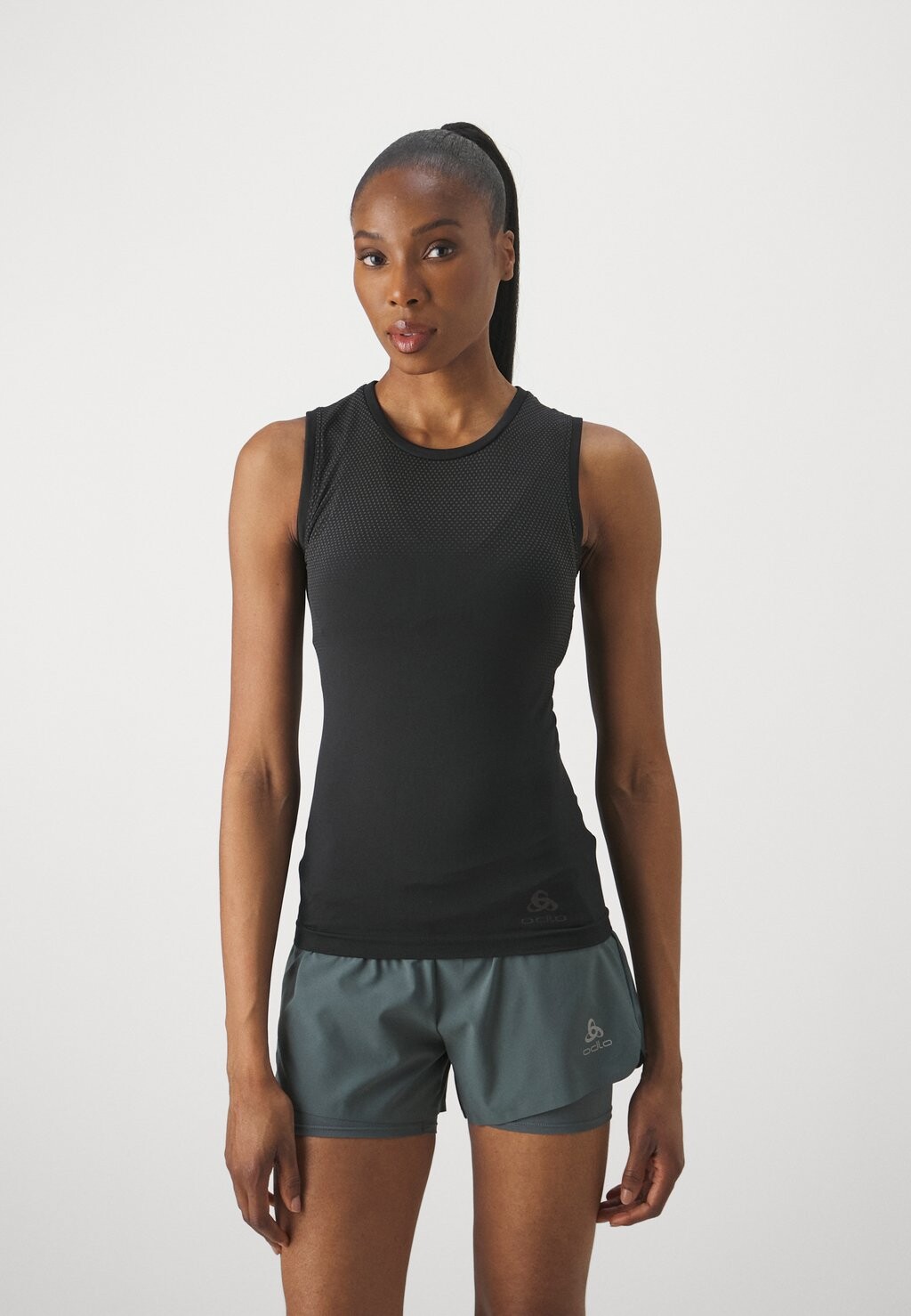 

Топ CREW NECK SINGLET PERFORMANCE LIGHT ODLO, цвет black