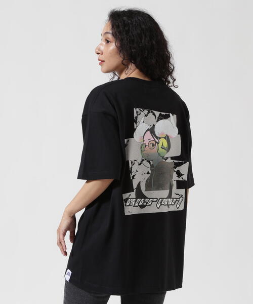 

Футболка с принтом Over print, черный