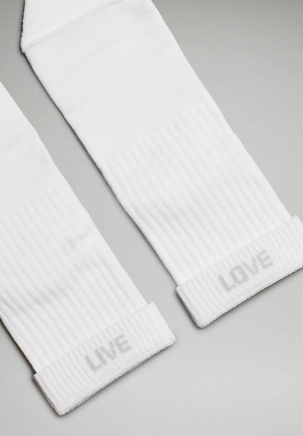 

Спортивные носки DAILY STRIDE QUARTER 3 PACK lululemon, кремовый