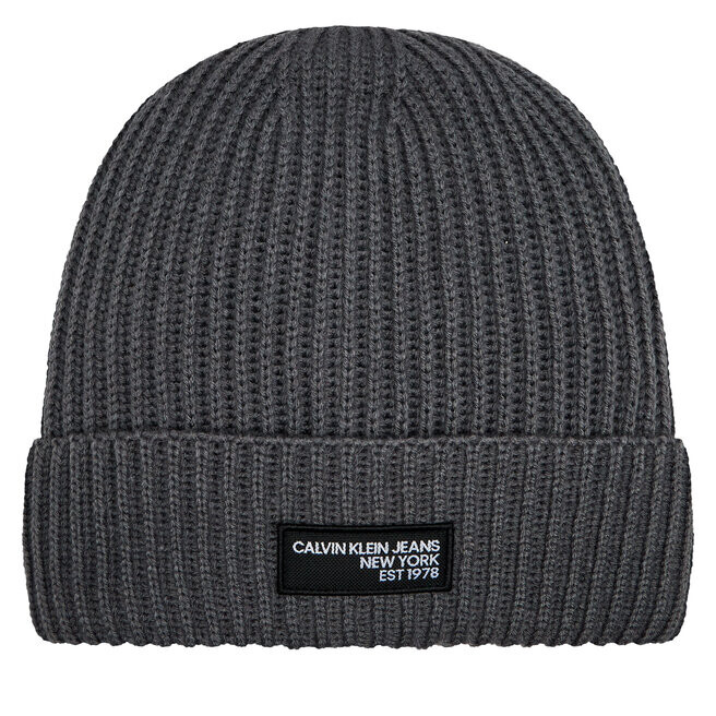 

Шапка Calvin Klein Jeans SeasonalPatch Beanie, серый