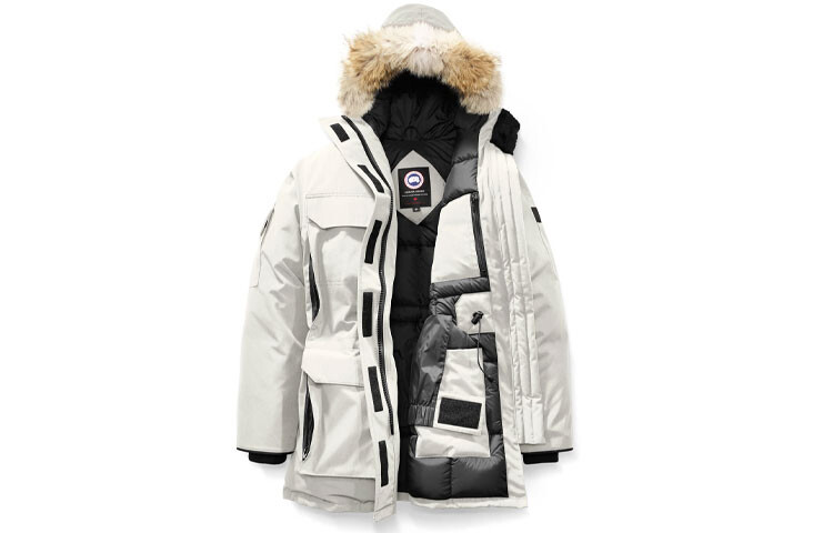 

Женский пуховик Canada Goose, цвет morning white