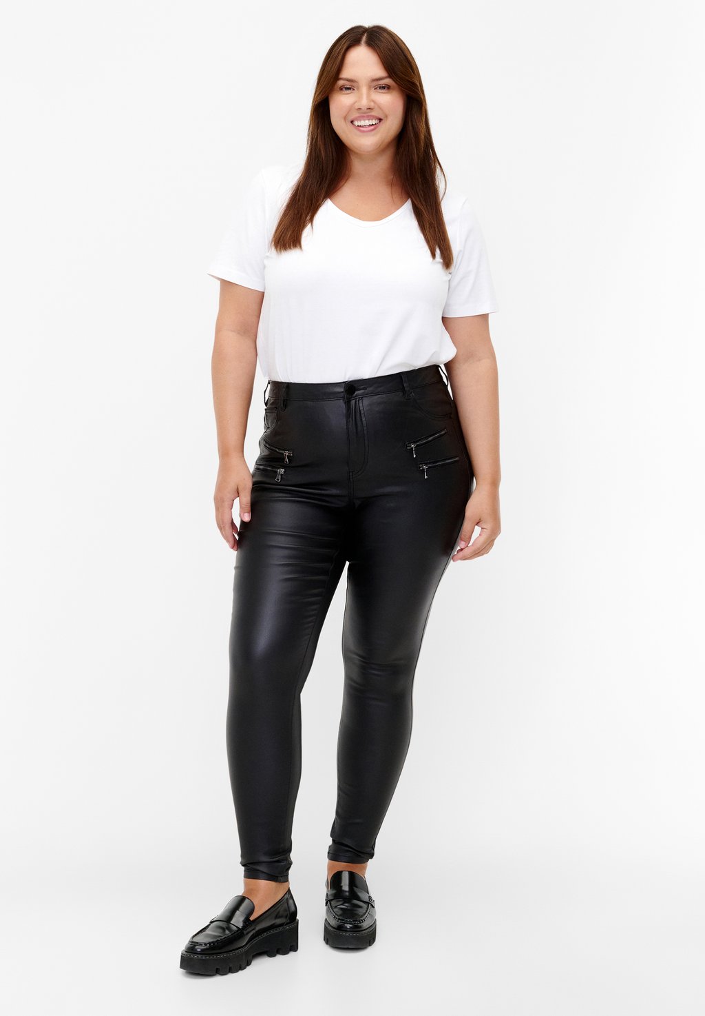 

Брюки COATED AMY WITH ZIPPER DETAIL Zizzi, черный