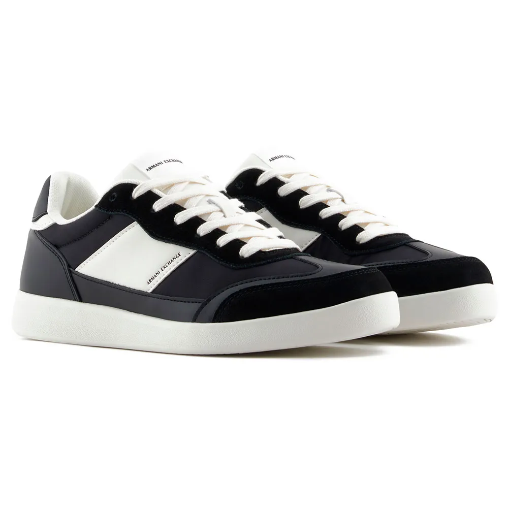 

Кроссовки Armani Exchange XUX249_XV947, черный