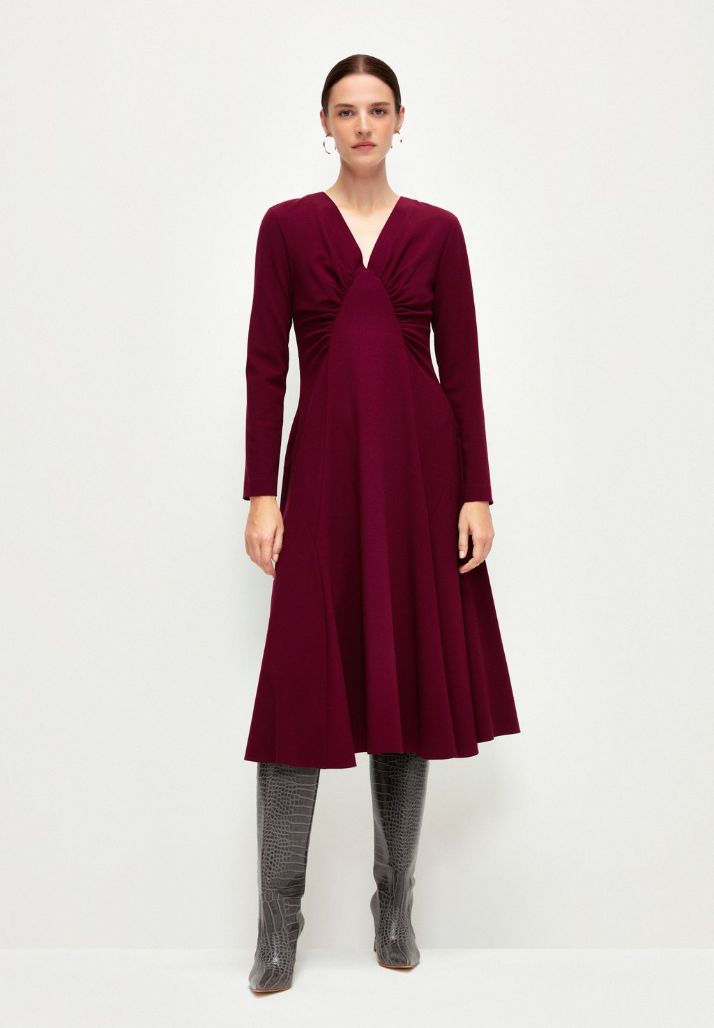 

Повседневное платье V-NECK adL, цвет Damson