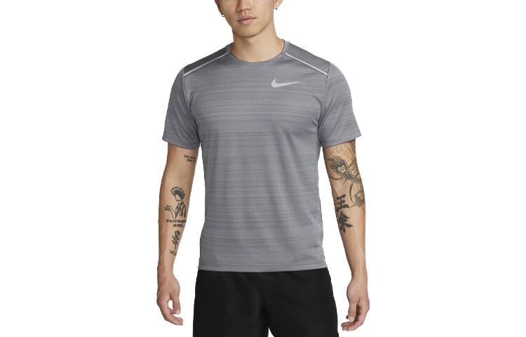 

Футболка Dri-Fit мужская дымчато-серая Nike, серый