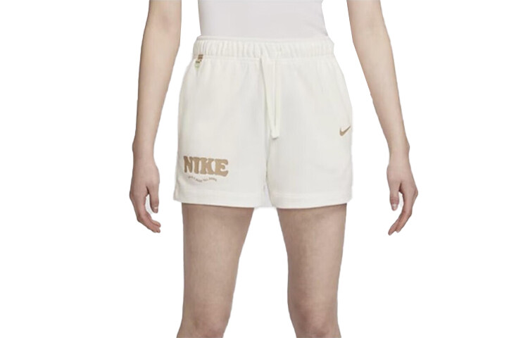 

Спортивные шорты женские Sail белые Nike