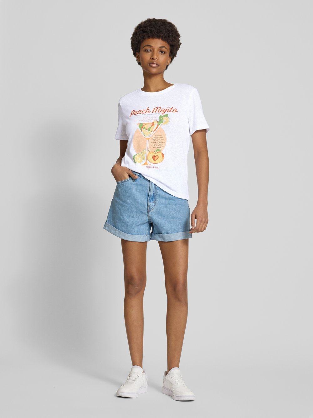 

Футболка с мотивом и эффектным принтом, модель «VIOLA» Pepe Jeans, белый