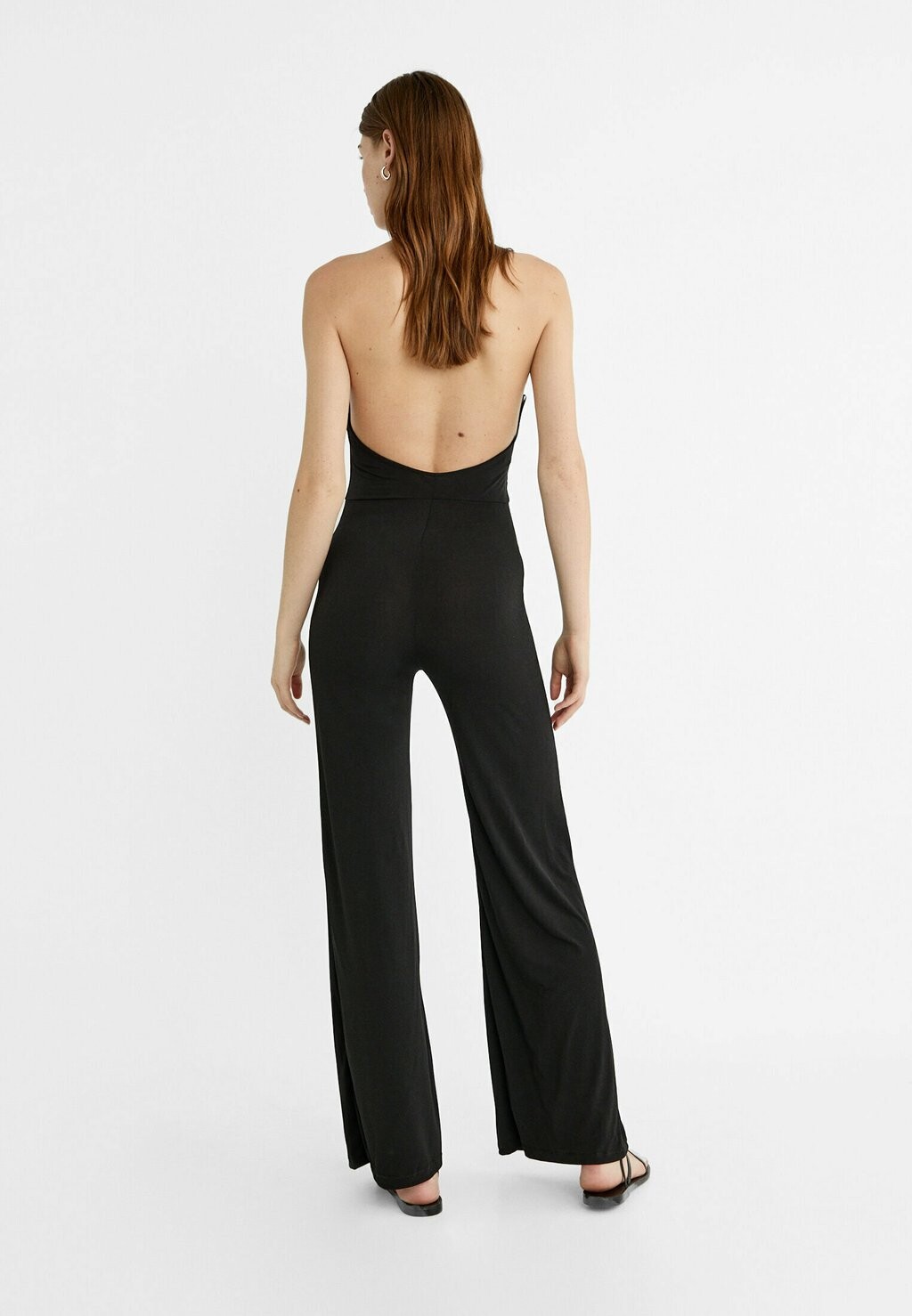 

Комбинезон OPEN BACK Stradivarius, черный