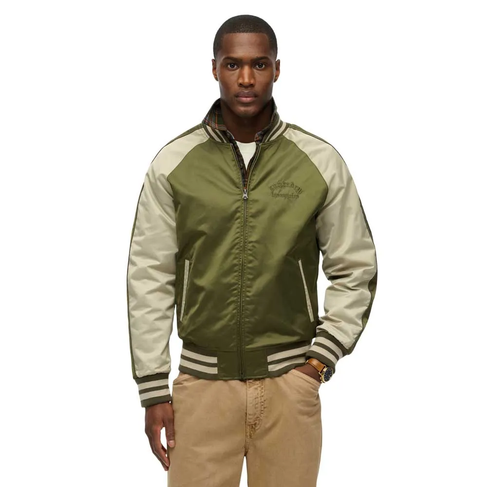 

Куртка Superdry Souvenir bomber, зеленый