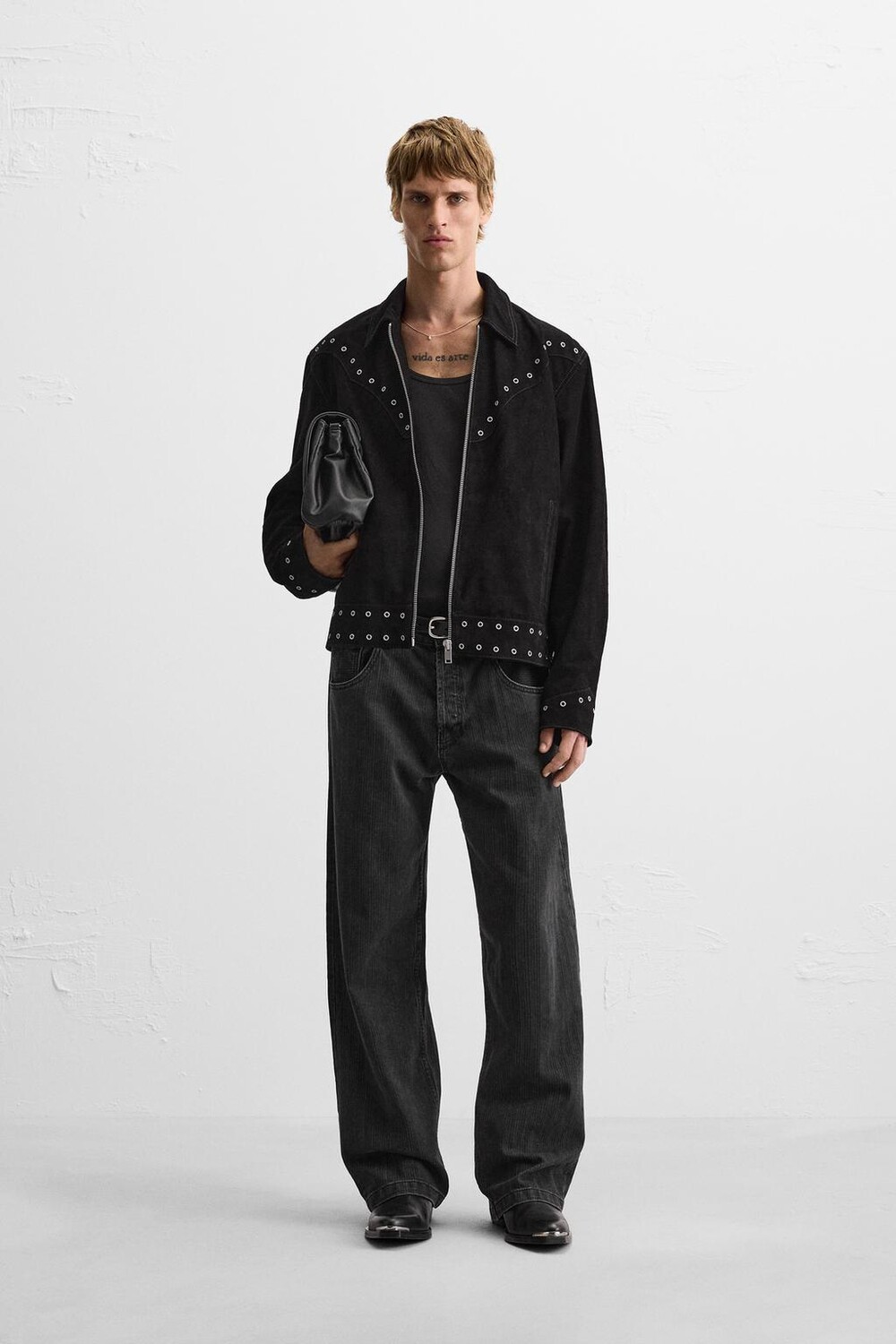 

Куртка из замши ZARA, черный