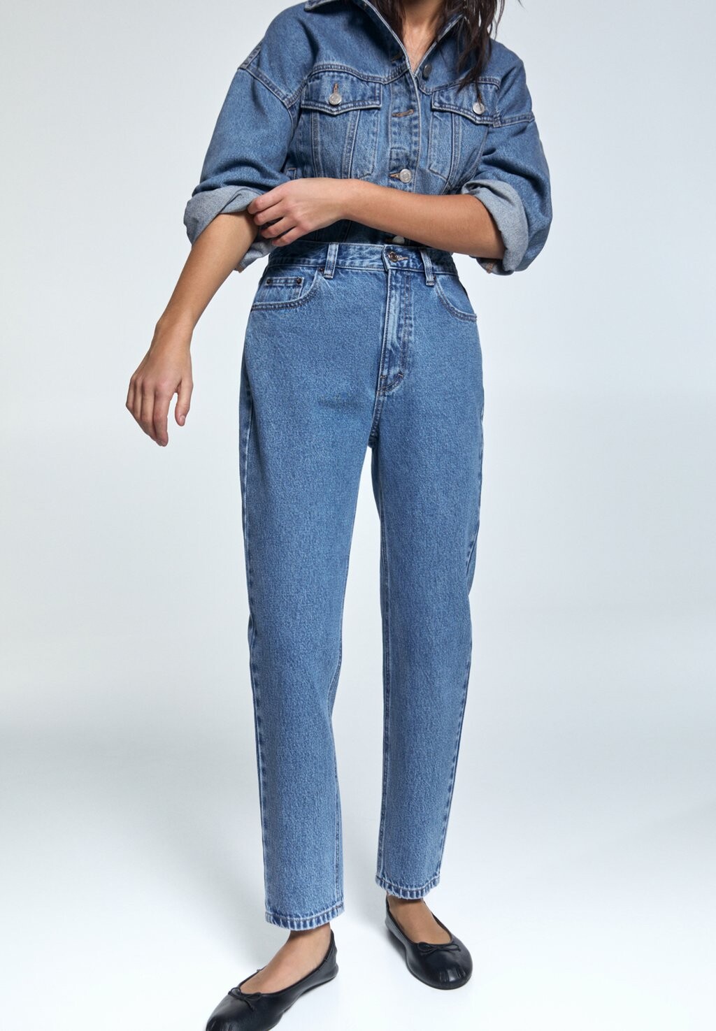 

Джинсы Straight Leg MOM PULL&BEAR, цвет light blue denim