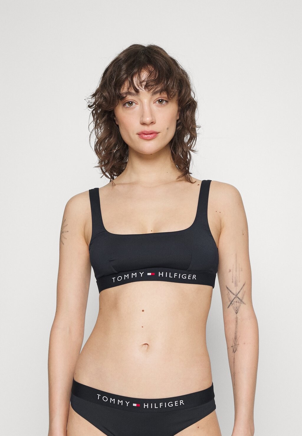 

Верх бикини Tommy Hilfiger, Коричневый, Верх бикини Tommy Hilfiger